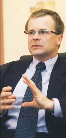 Projekt budżetu na 2010 rok powinien zakładać niewielki wzrost PKB