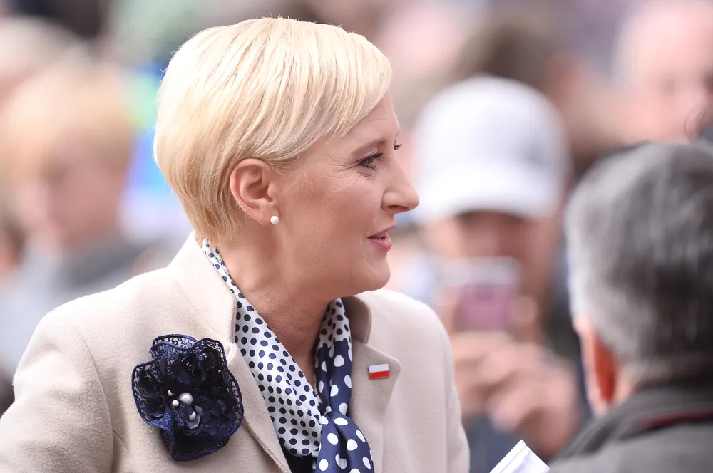 Czy pierwsza dama powinna otrzymywać wynagrodzenie? Większość Polaków uważa, że nie
