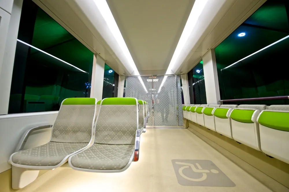 2811786-metro-alstom-dla-rijadu.jpg