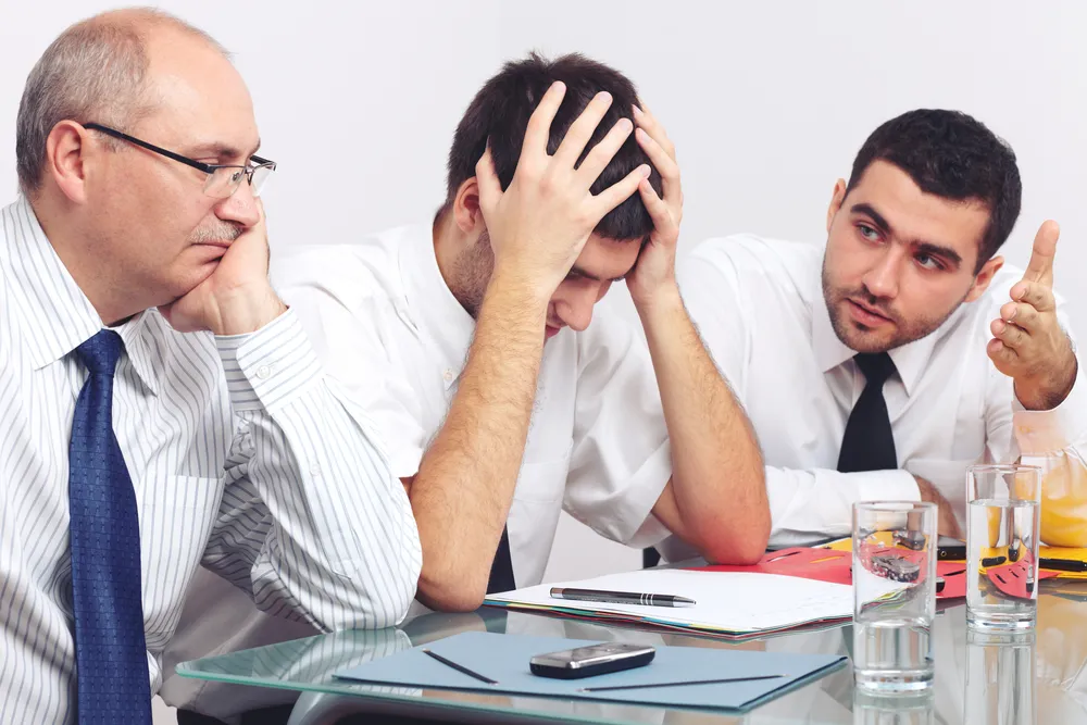 2. „Utrudnianie życia”