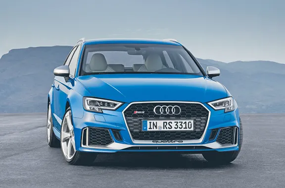 Bąk: Fryzjer Eltona Johna będzie zachwycony