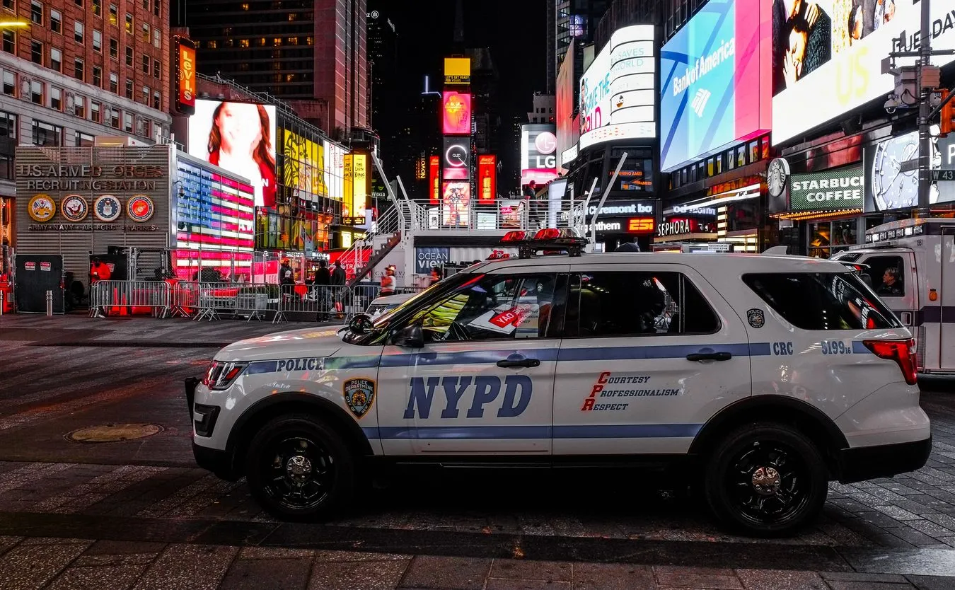 Ciężarówka wjechała w ludzi na Manhattanie. Kierowca strzelał do przechodniów