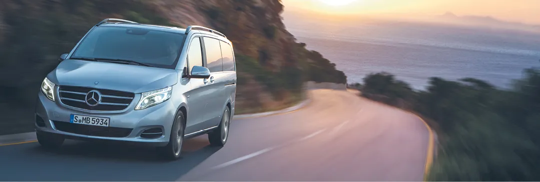 Ten samochód jest jak dobra impreza [MOTOFELIETON]