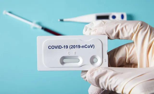 Powstał nowy test diagnostyczny, który pomoże odróżnić zakażenia Sars-CoV- 2 od grypy