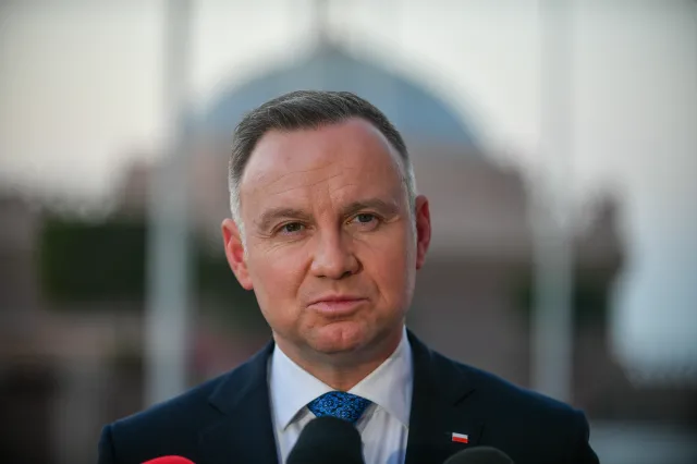 Prezydent w Zjednoczonych Emiratach Arabskich. Umowy ws. OZE oraz cyfryzacji