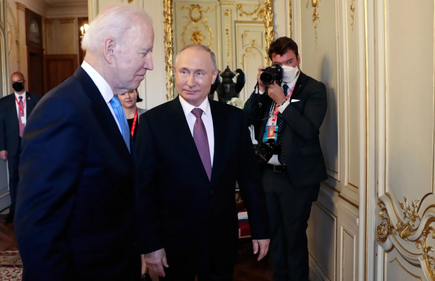 Szczyt Biden-Putin: przywódcy zapewniają o dążeniu do stabilności strategicznej