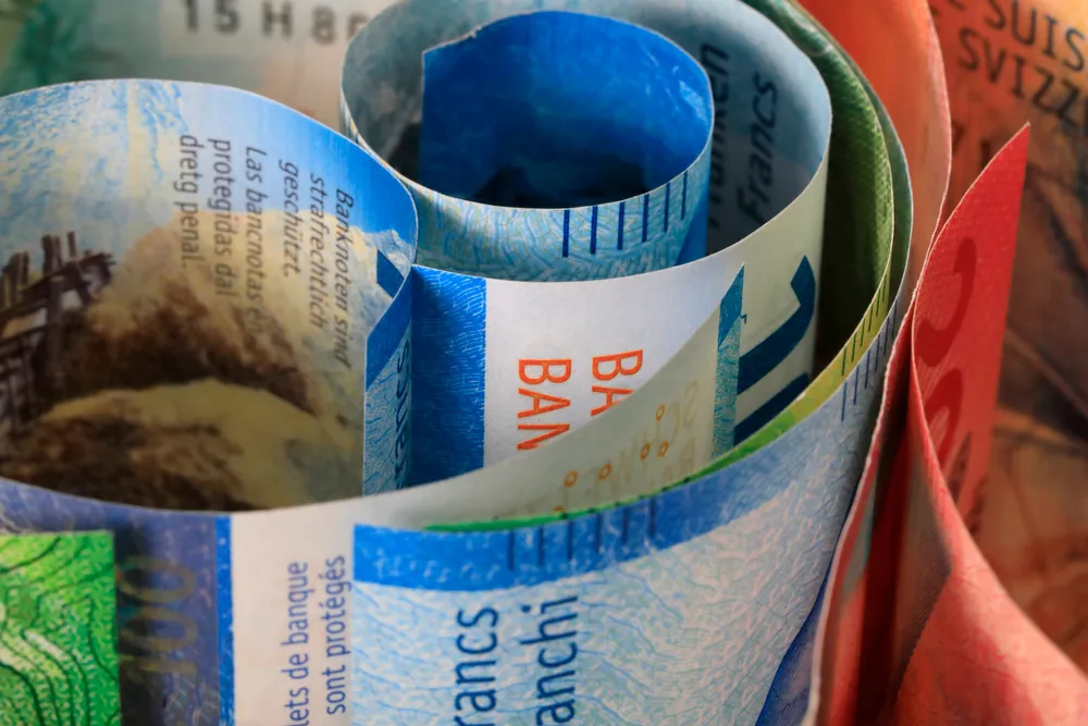 Rośnie fala pozwów. Pozywanie frankowiczów przez banki to efekt wyroku Sądu Najwyższego