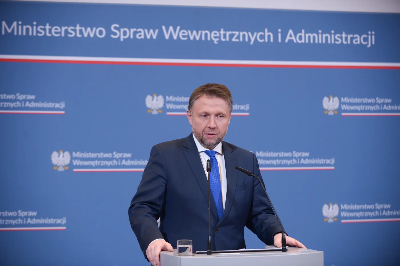 Szef MSWiA: Złożymy dwa zawiadomienia do prokuratury; pierwsze ws. Macieja Wąsika