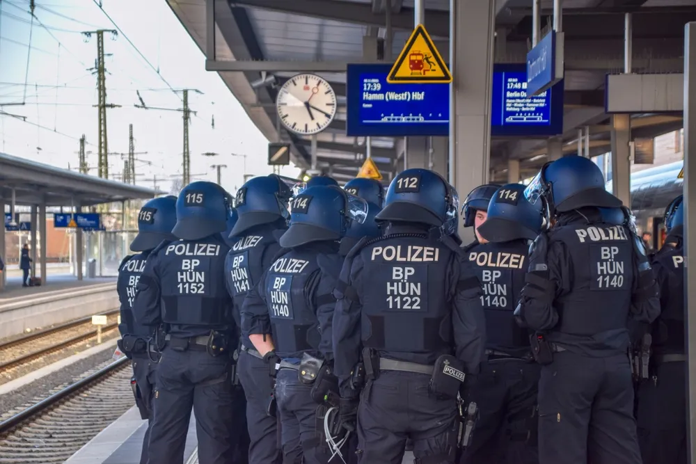 Niemcy mają pecha do migrantów. Wstyd na cały świat