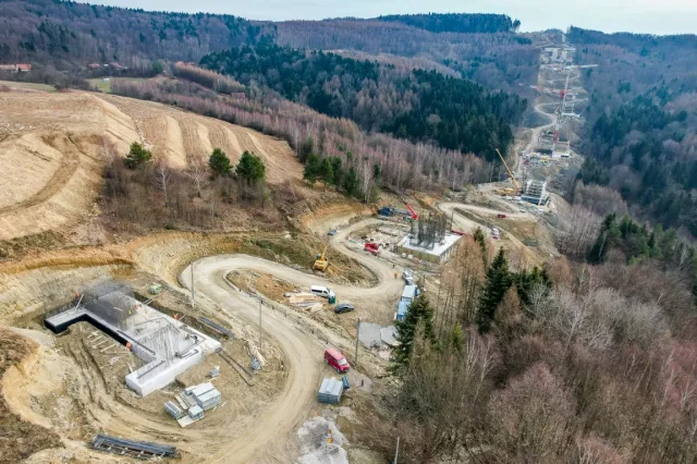 Tak się buduje estakada na trasie S19 Babica–Jawornik [ZDJĘCIA]