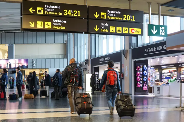 Gdzie wyjechać na wakacje w 2023 roku? Niemcy i Czesi wybierają Polskę, Polacy - Turcję i Egipt