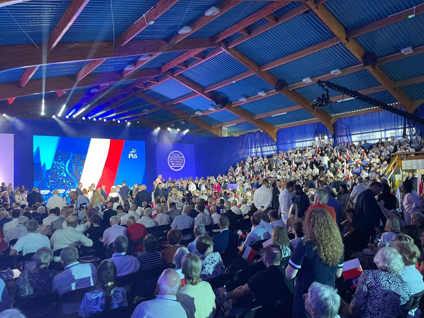 Program PiS gwarantuje "Bezpieczną przyszłość Polaków"