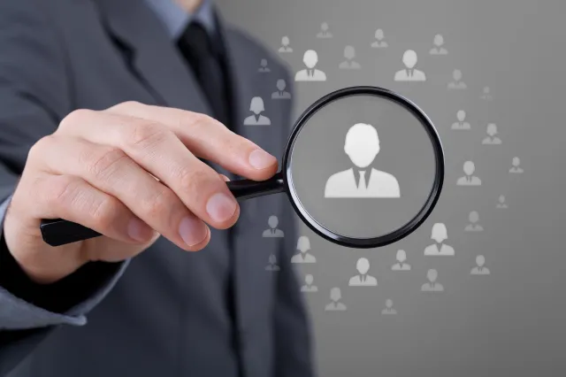 "Nie musisz więcej zarabiać, bo nie masz rodziny". Co Polacy słyszą na rozmowach ws. podwyżki?