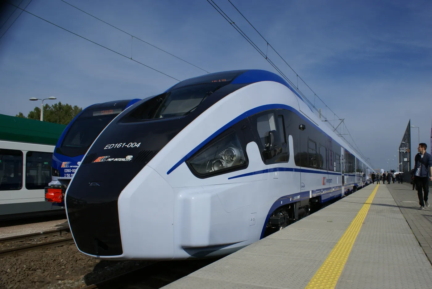 Piętrusy spóźnione, Dart ma trudny start. Nowości z targów kolejowych Trako [ZDJĘCIA]