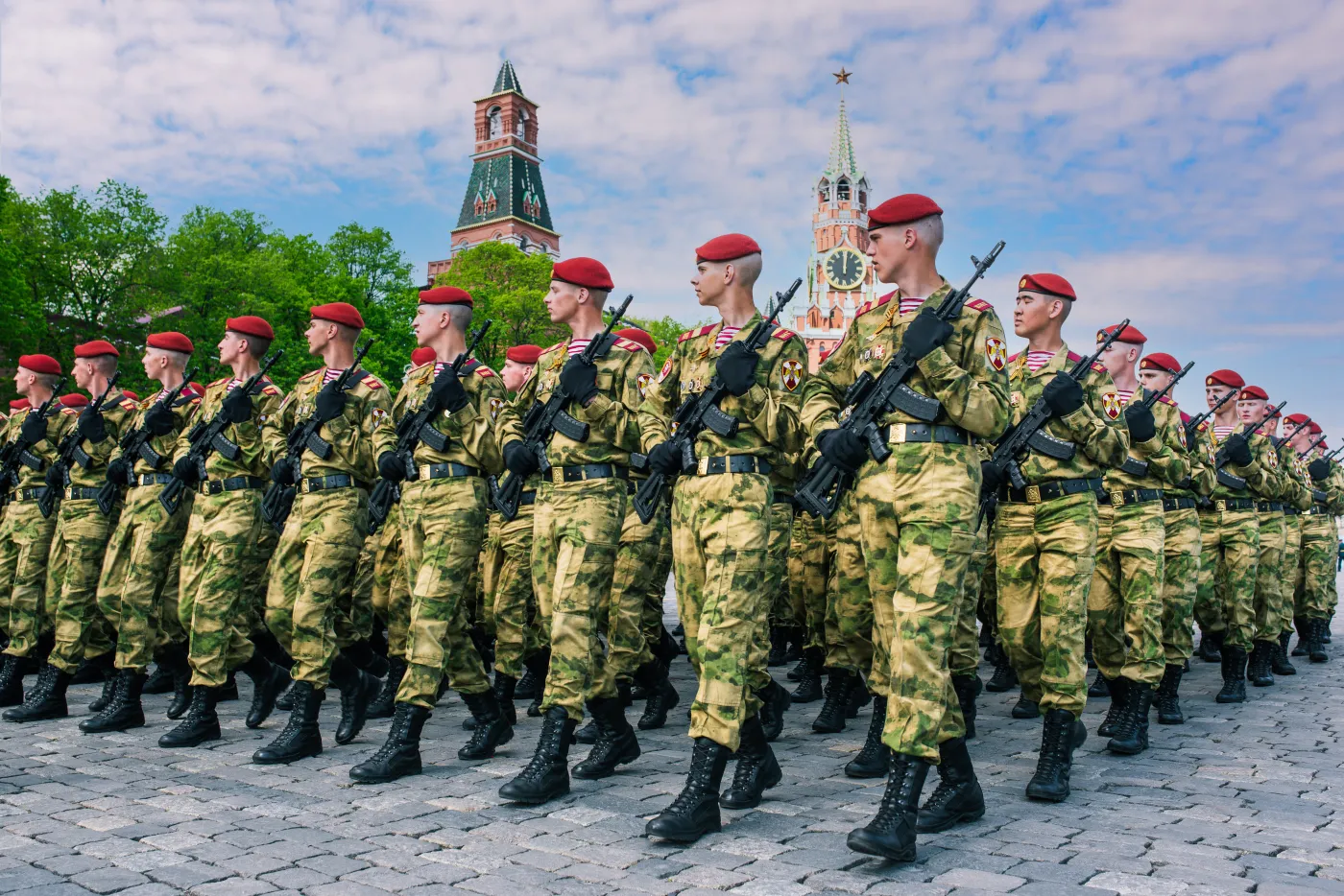 Rosja przygotowuje obywateli na wojnę z NATO. Trwa "faza zero"