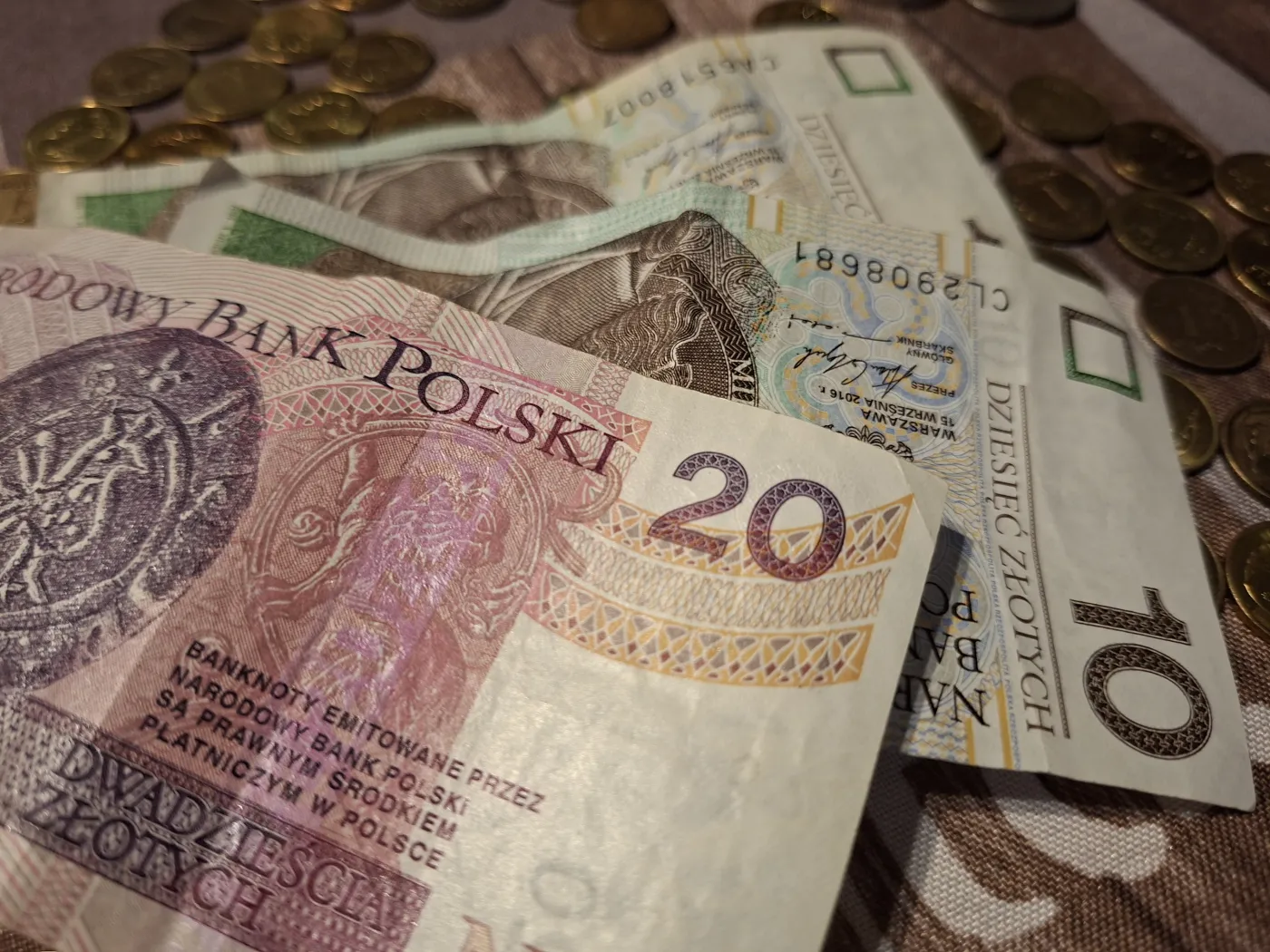 Podatek zniknie przy transakcjach do 3000 zł. Nowy limit PCC przy sprzedaży rzeczy