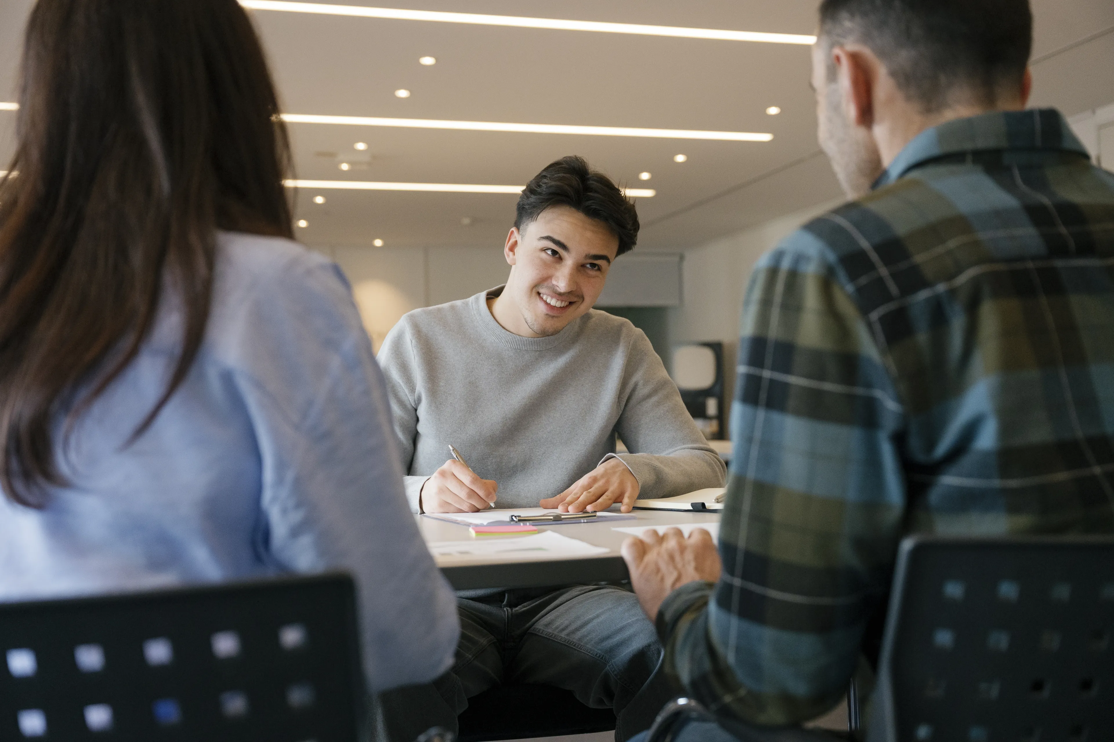 Nowelizacja zasad zatrudniania cudzoziemców: cyfryzacja, selekcja inwestycji i walka o talenty [Komentarz ekspercki]