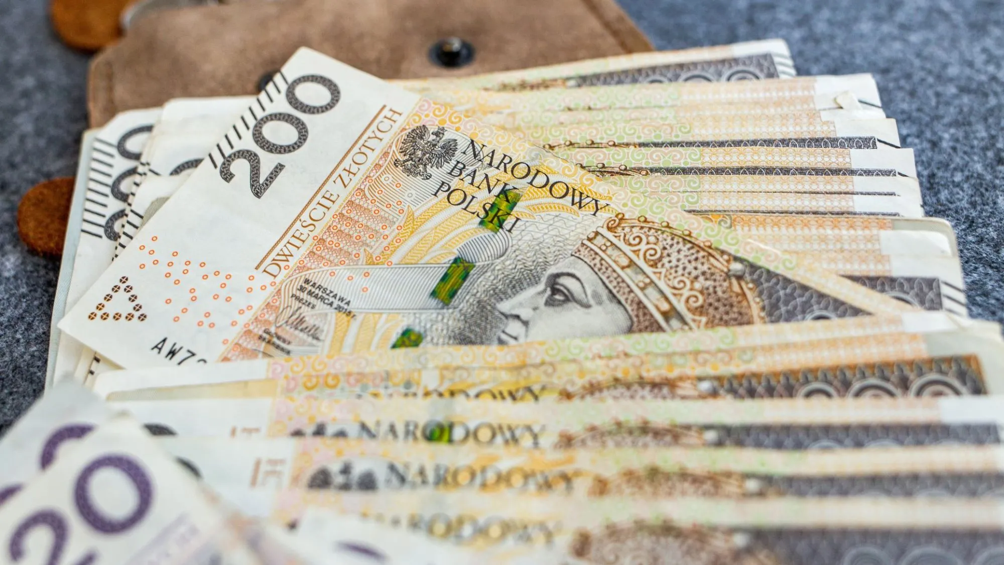 400 zł dla seniora. Ostatnie dni na złożenie wniosku o bon dla seniora