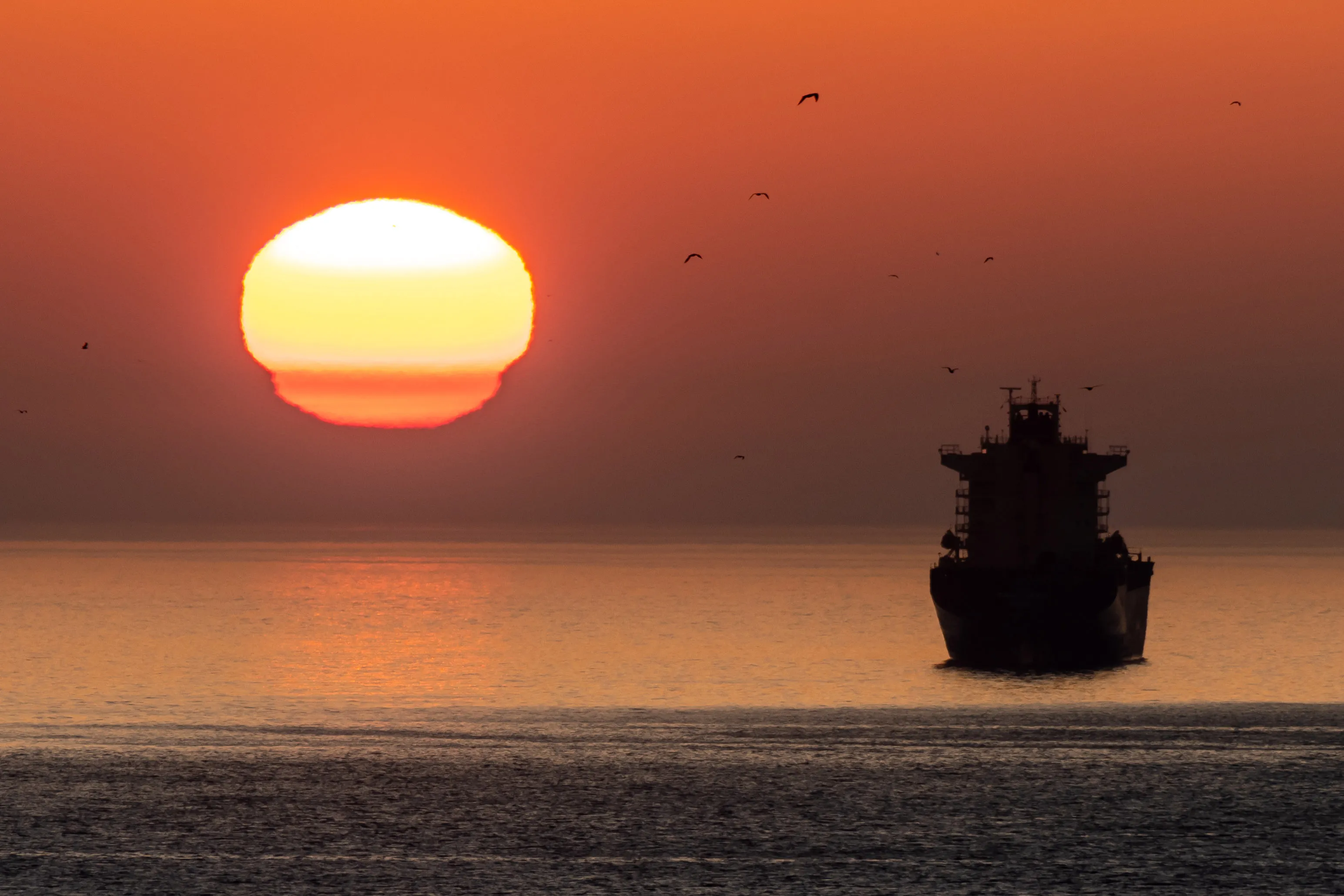 Nocna operacja na Morzu Azowskim. Ukraina uderzyła w 12 tankowców rosyjskiej floty cieni
