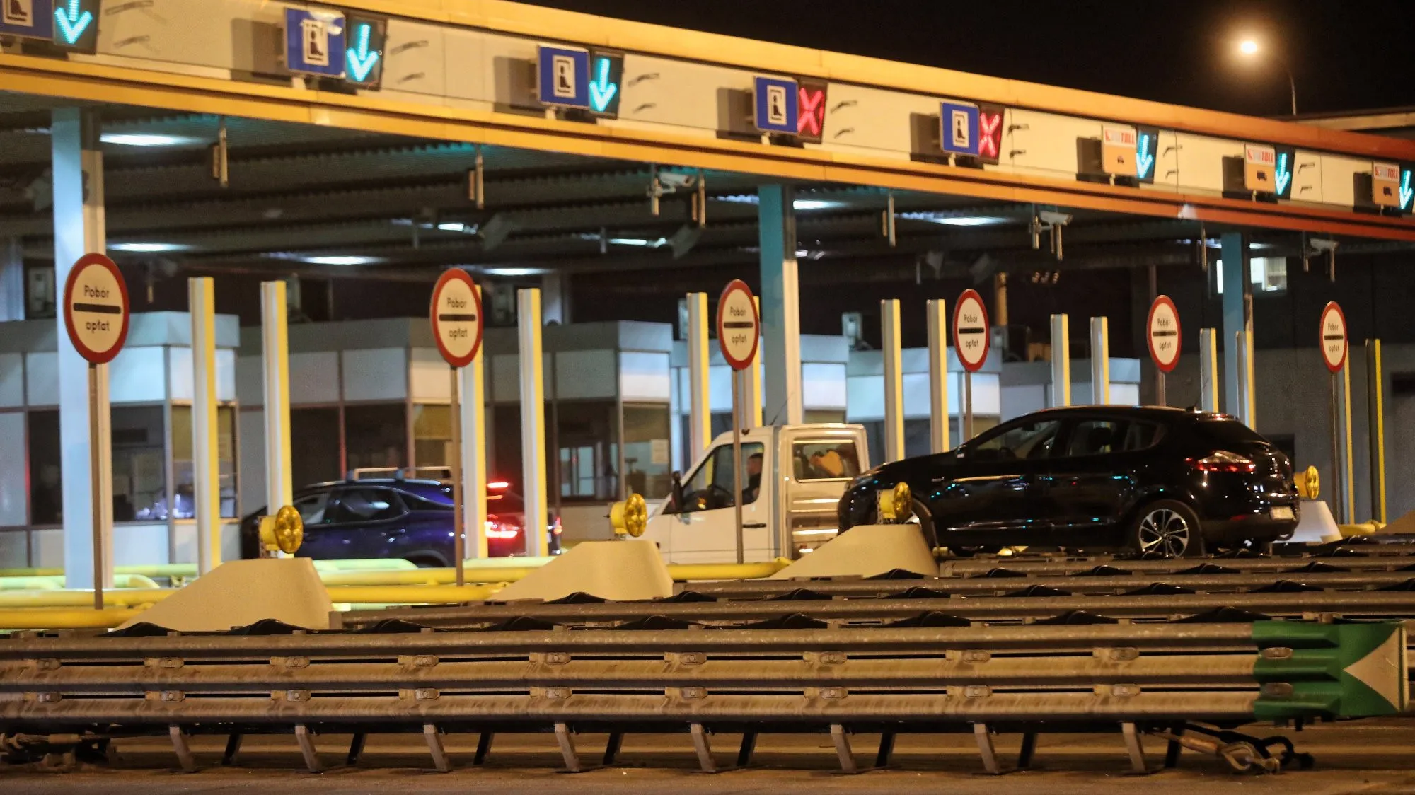 Drożyzna na autostradzie A2. Minister infrastruktury ma sprytny plan ws. umowy koncesyjnej?