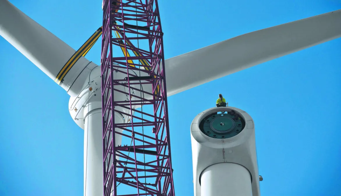 W budowę potężnych farm wiatrowych zainwestowały już takie giganty, jak Ikea, Google czy Lego