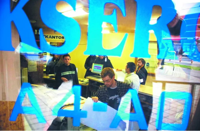 Studenci: Oryginały są za drogie, nie stać nas na nie. Dlatego odbijamy książki