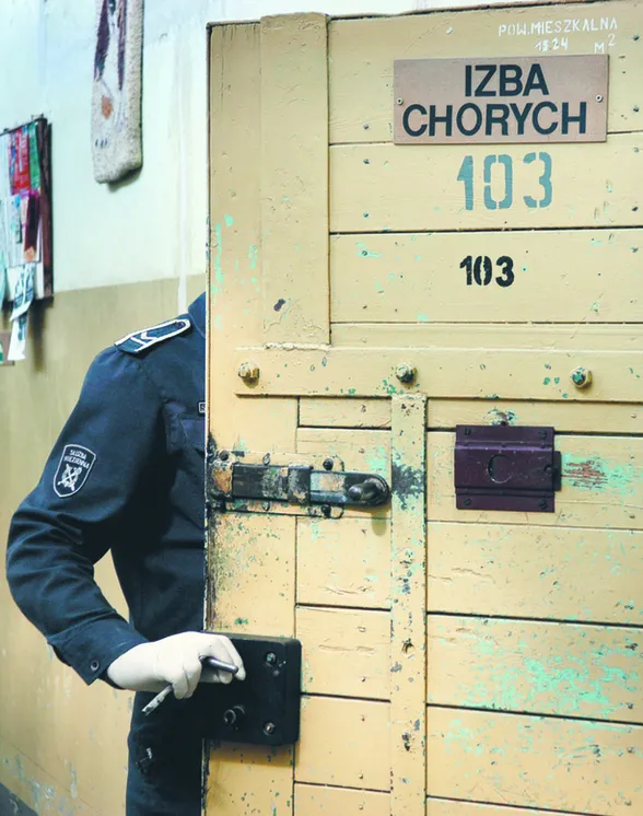 Przychodzi więzień do lekarza, czyli realia więziennej służby zdrowia w Polsce