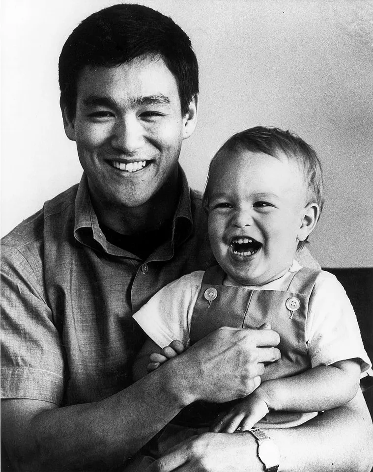 1534713-bruce-lee-z-synem-brandonem.jpg