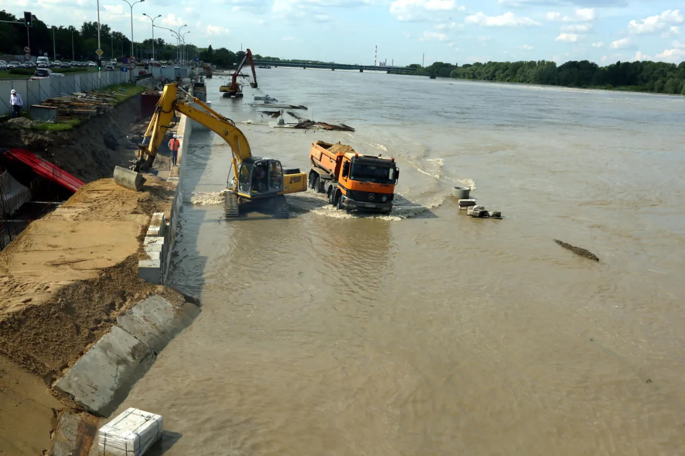 1789608-warszawa-20-05-2014-wisla.jpg