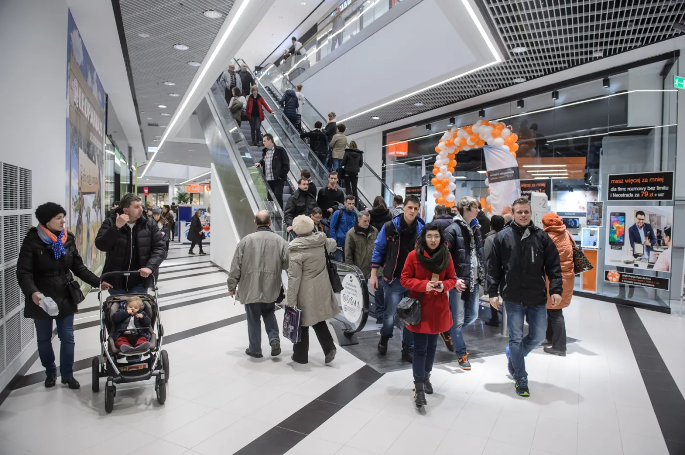 2103195-pierwszy-dzien-dzialalnosci.jpg