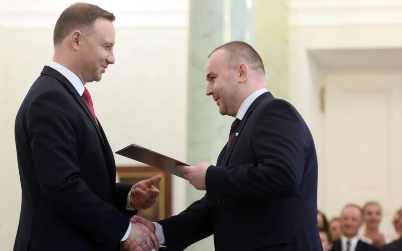 Mucha: Polacy chcą decydować o konstytucji [WYWIAD]