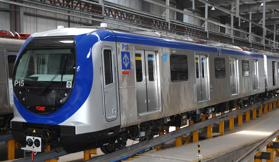 3390607-caf-metro-sao-paulo-line-5.jpg