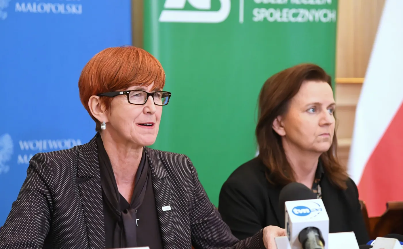 Rafalska: Ustawa o matczynych emeryturach nie wejdzie od stycznia 2019 r.