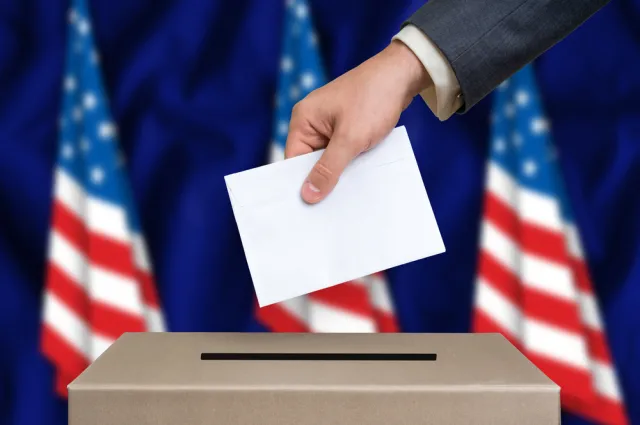 Wystartowały wybory prezydenckie w USA. W czterech stanach rozpoczęto przyjmowanie kart wyborczych