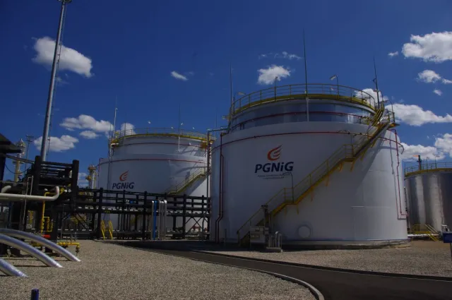 PGNiG wynajmie dwa zbiornikowce do transportu LNG z USA od 2023 r.
