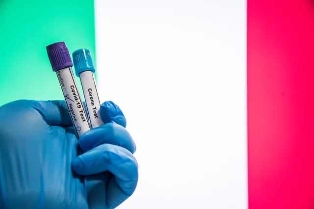 Epidemia we Włoszech przyspiesza. Odnotowano 3805 aktywnych ognisk koronawirusa