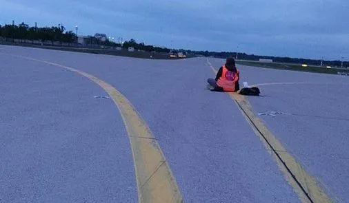 Niemcy: Ostatnie Pokolenie blokuje lotnisko w Monachium