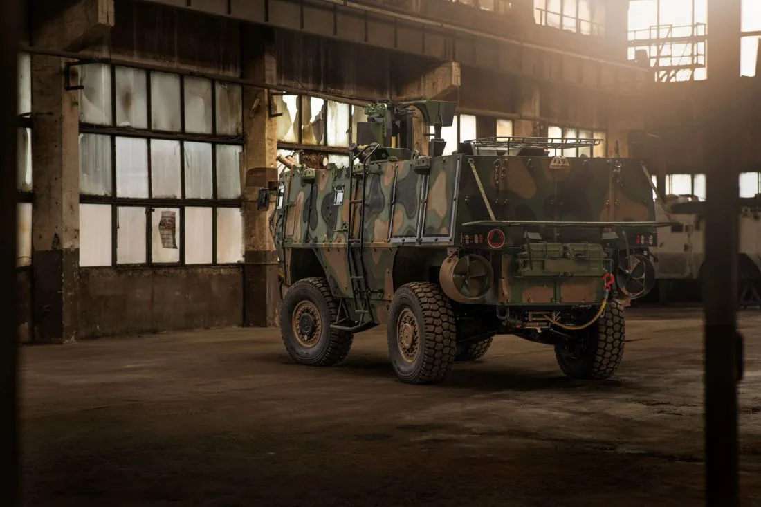 Testy Bobra-3 trwały aż 2 lata. Długotrwałe badania spowalniają proces przyjęcia nowego sprzętu na stan Wojska Polskiego, ale pozwalają zmniejszyć liczbę wad pojazdu. Gdyby wojsko zamówiło większą liczbę prototypów, to możliwe byłoby szybsze rozpoczęcie masowej produkcji.