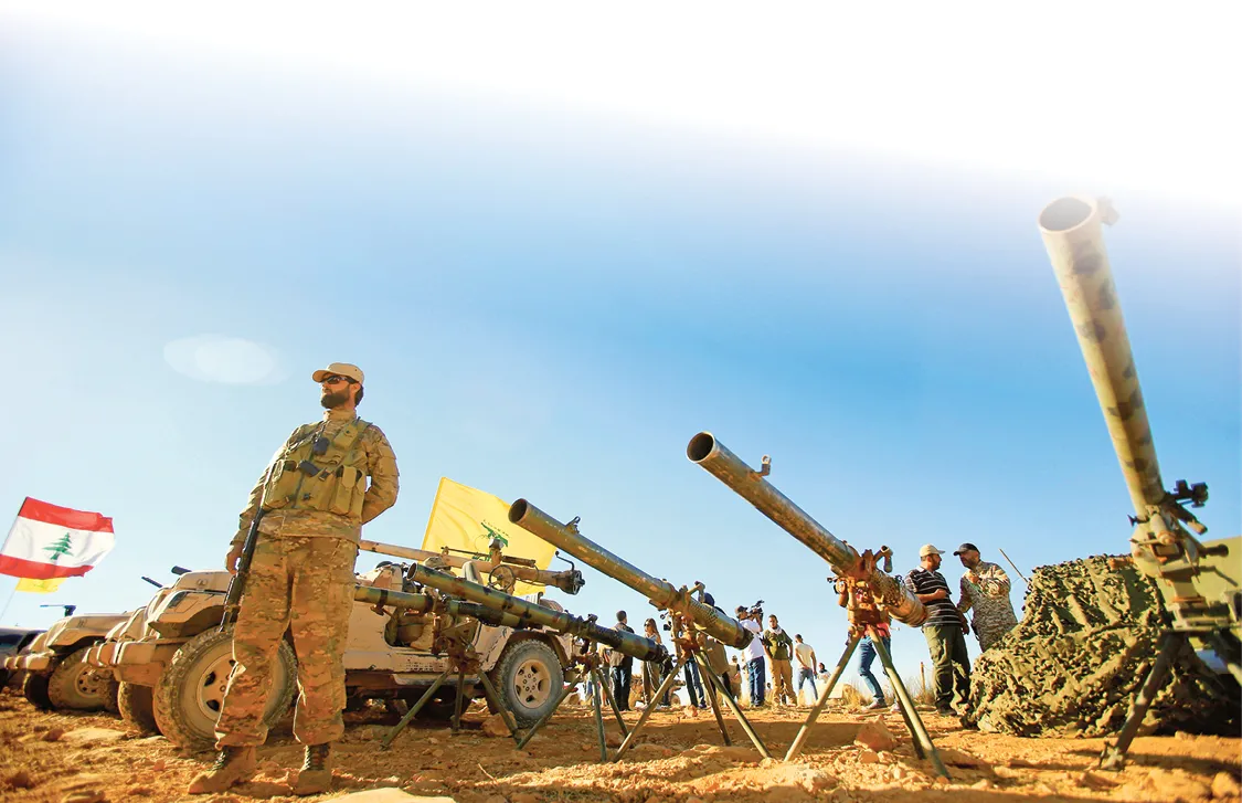 Bojownik Hezbollahu na granicy libańsko-syryjskiej, lato 2017 r.