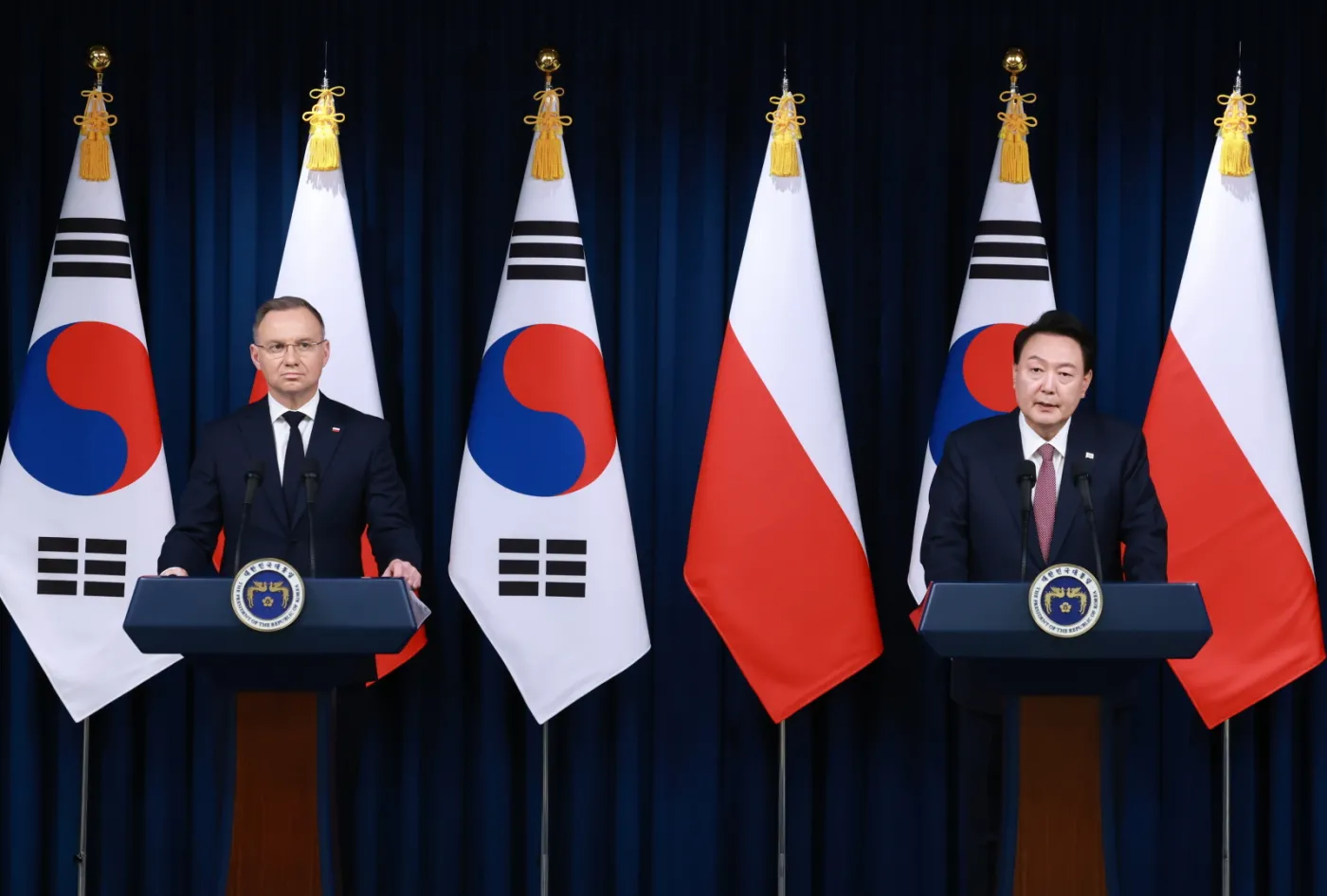 Prezydent Polski Andrzej Duda i prezydent Korei Płd. Yoon Suk Yeol