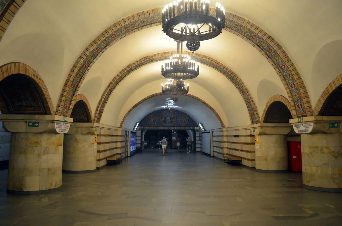 Alarm przeciwlotniczy w Kijowie. Władze wzywają do zejścia do schronów