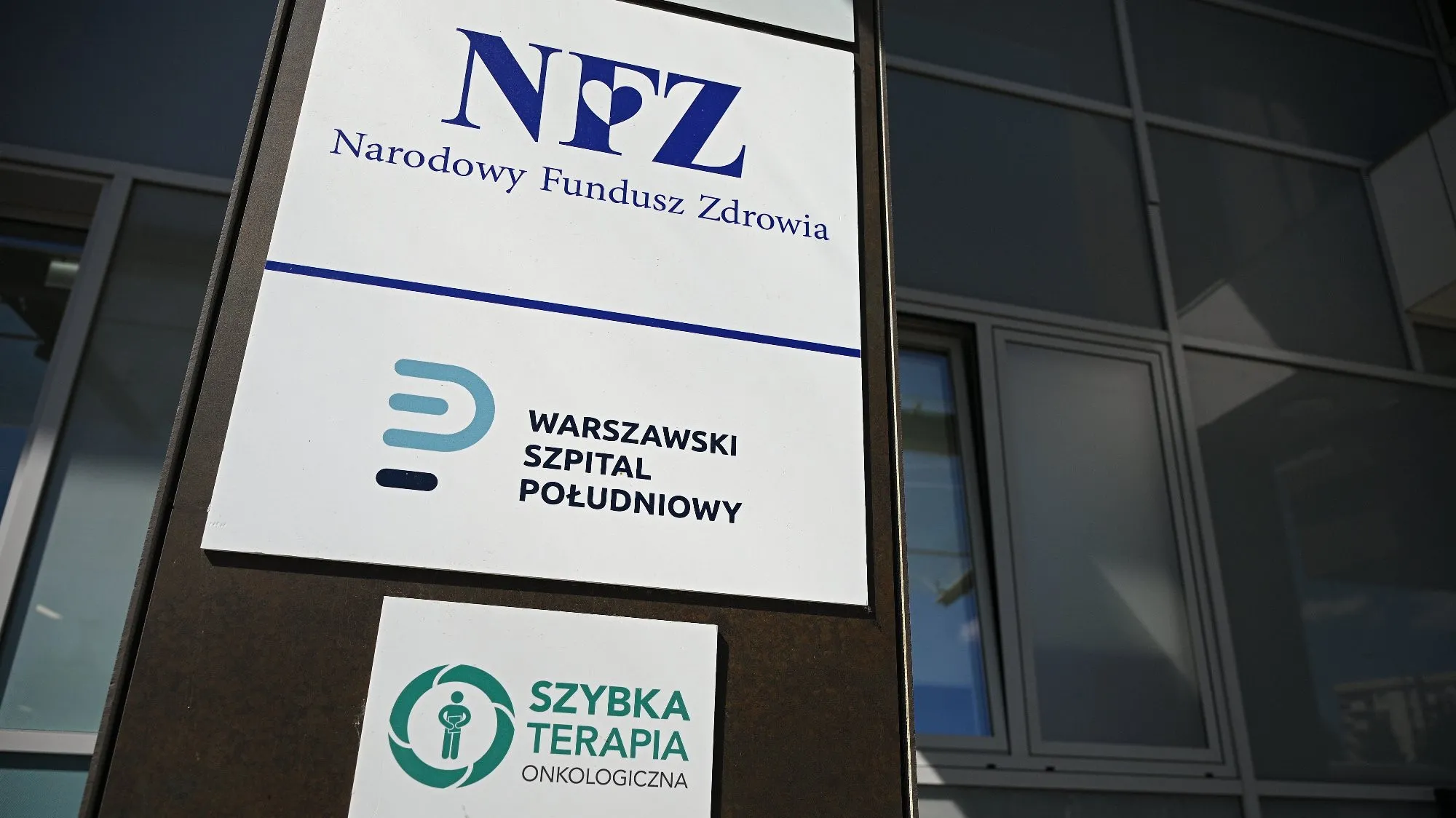 Na zdrowie wydajemy TRZY RAZY WIĘCEJ niż dekadę temu. A kolejki do lekarzy wydłużyły się. Czy afera w Szpitalu Południowym wymusi zmiany?
