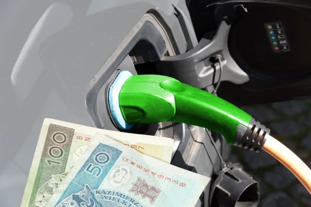 Spalinowy czy elektryczny? Użytkownicy elektryków nie mają wątpliwości