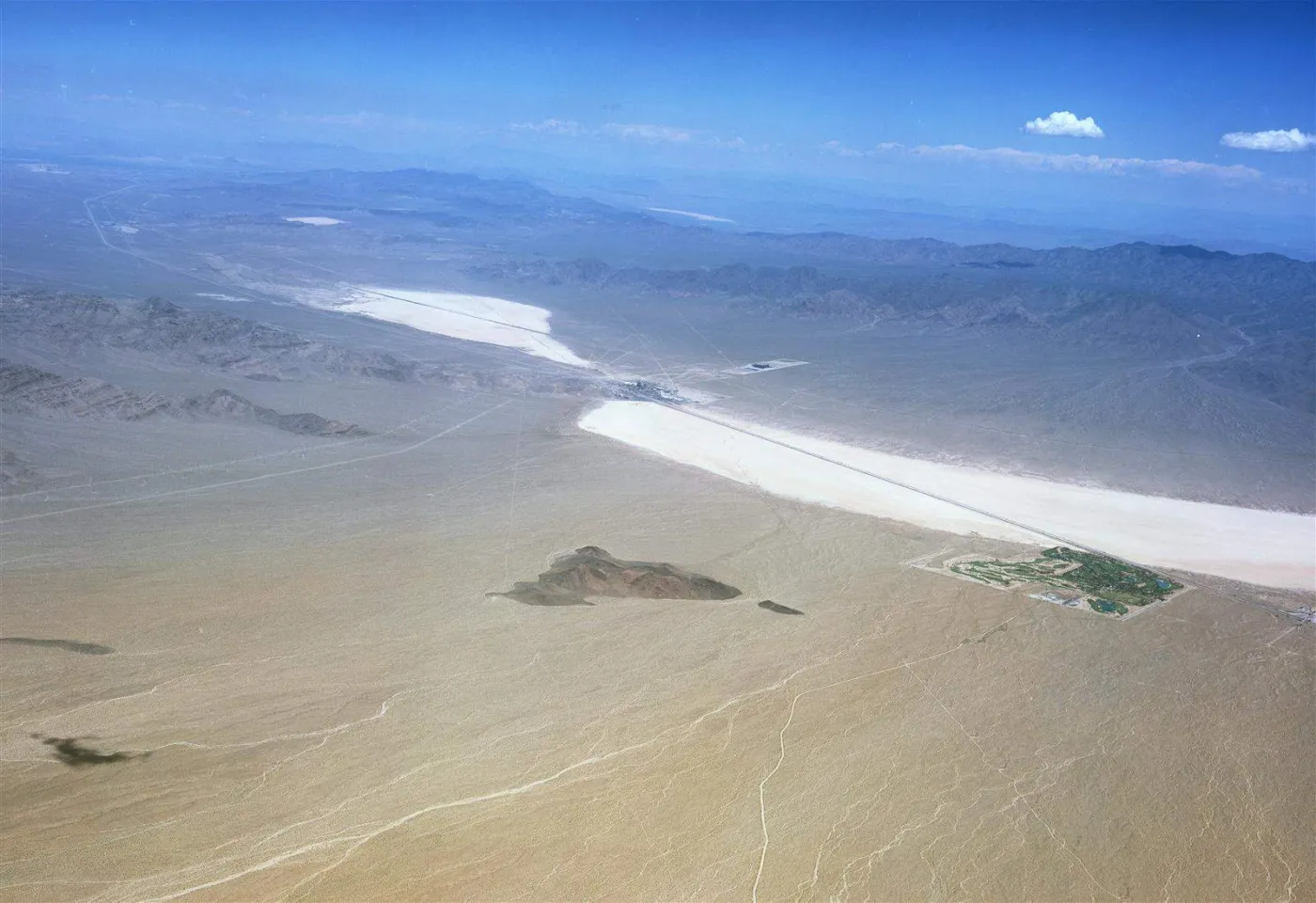 397022-aerial-shot-of-the-ivanpah-site.jpg