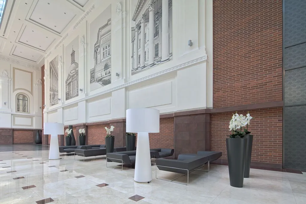 1018920-ghelamco-senator-6-main-atrium.jpg