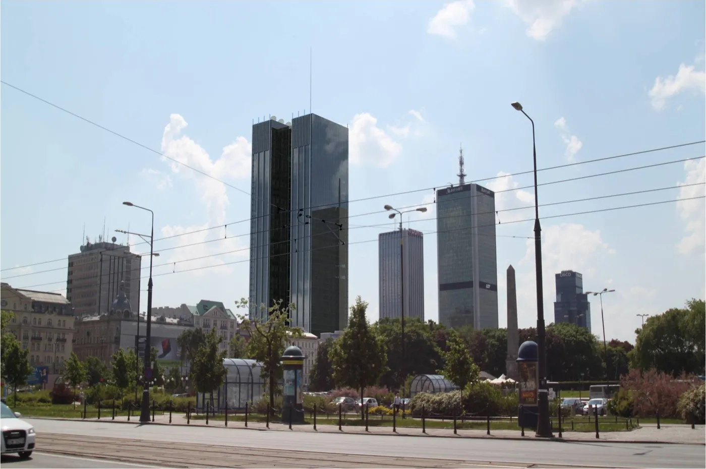 772118-n-51-domy-centrum-ulica-zlota.jpg