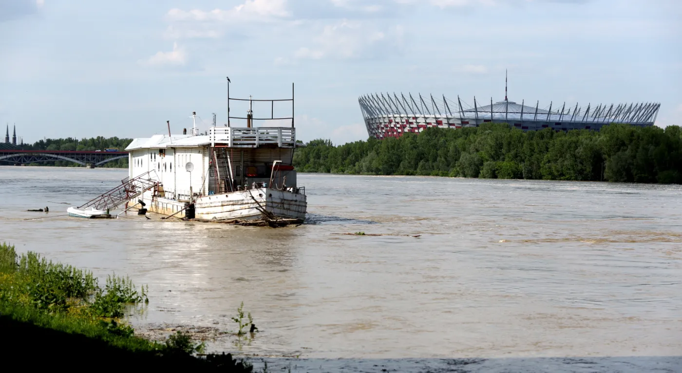 1789544-wisla-w-warszawie-20-05-2014.jpg