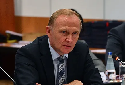 Minister Mroczek: Zwiększenie siły ognia i mobilności armii to cele Polski [Wywiad]