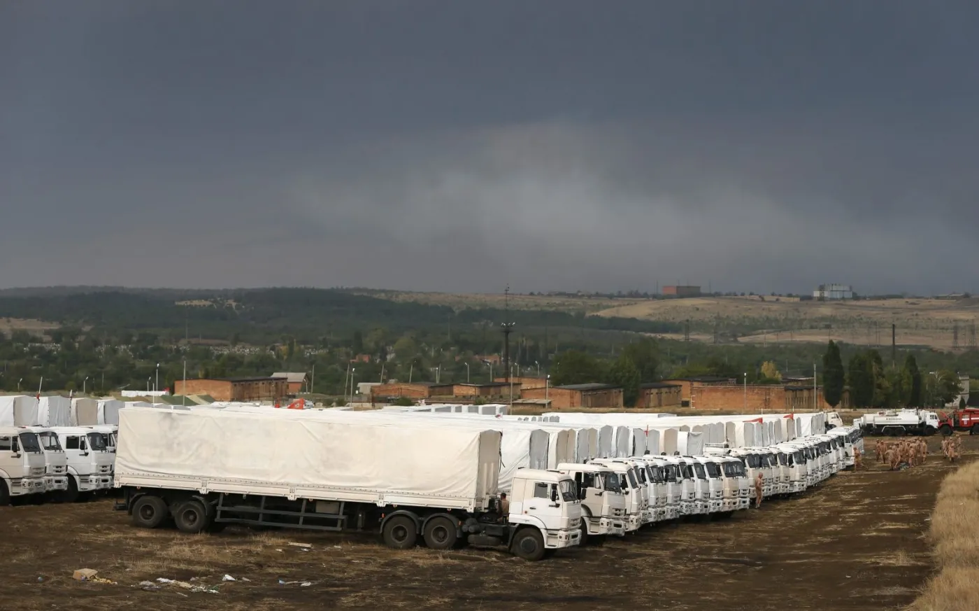 Biały konwój ruszył w stronę Ukrainy. Pierwsze ciężarówki zostały odprawione