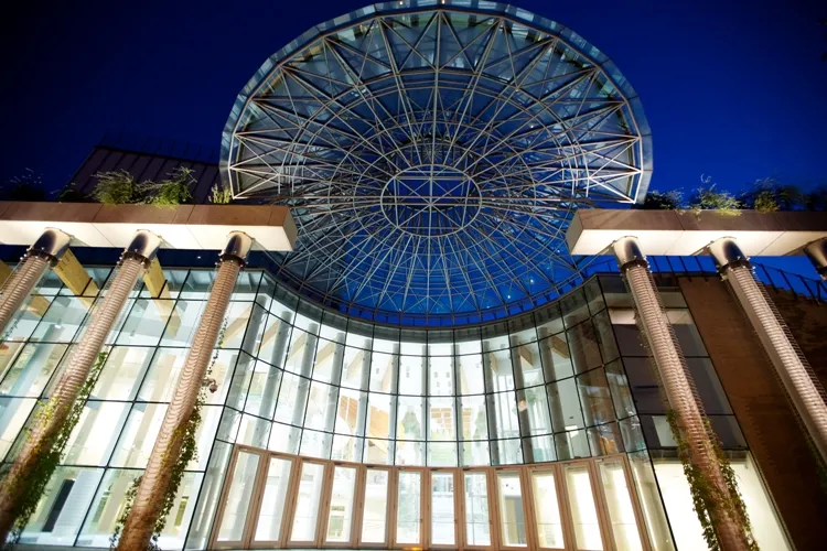 Opera i Filharmonia Podlaska – Eu­ro­pej­skie Cen­trum Sztu­ki w Bia­łym­sto­ku 
